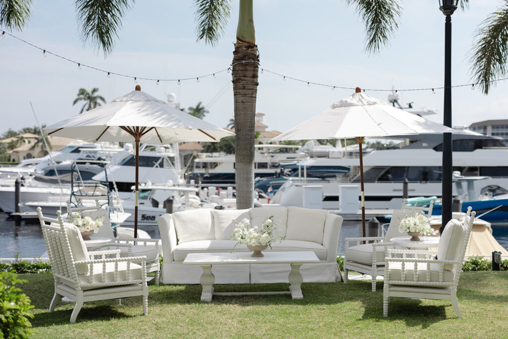 outdoor event lounge setups 